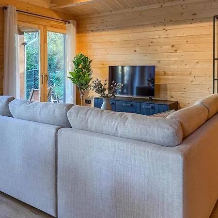 3 Bedroom Lovely In Vakantiehuis *