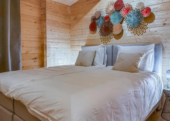 3 Bedroom Lovely In *