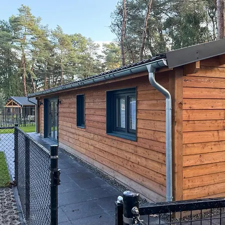 Dom wakacyjny 3 Bedroom Lovely In